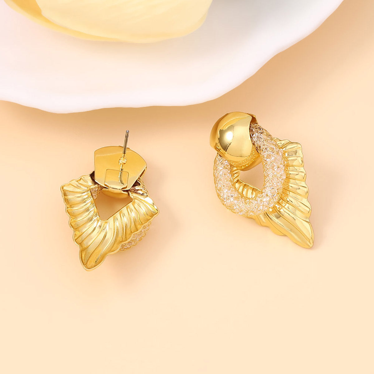 Romantic Earring for Special Moments