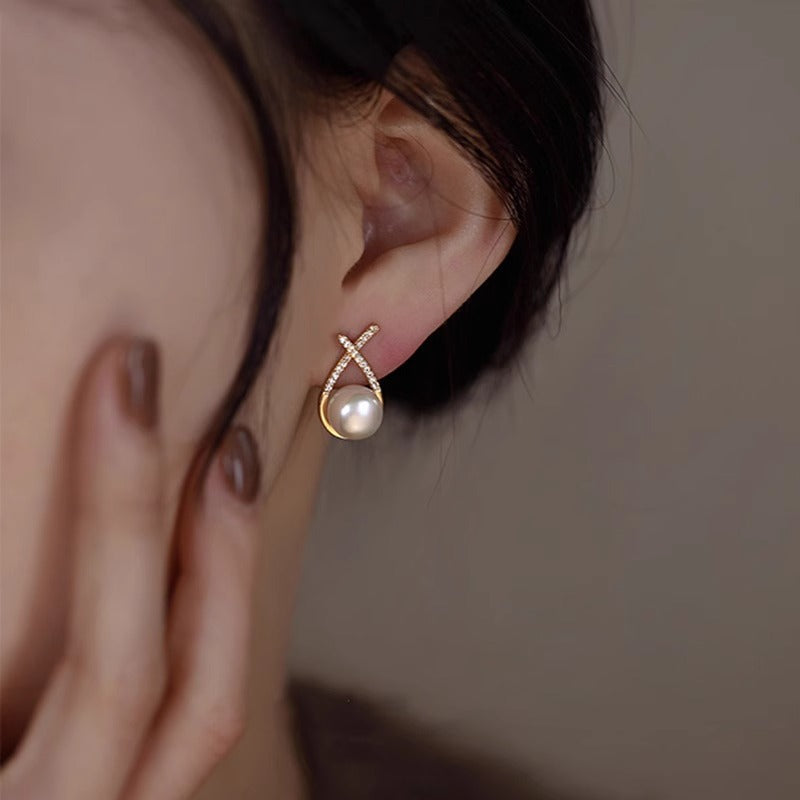 Delicate Artisan Pearl Earring