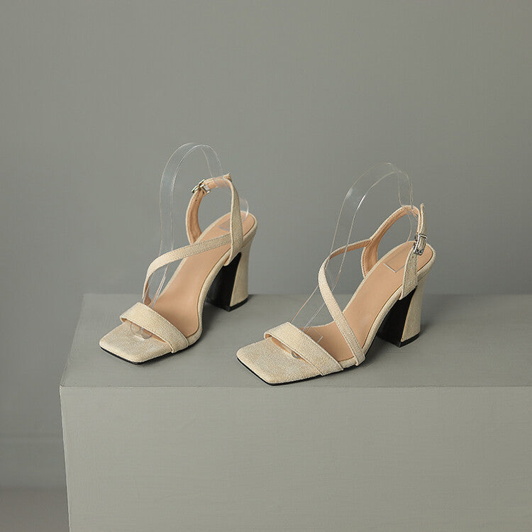 Graceful Orthopedic Sandals for Modern Look