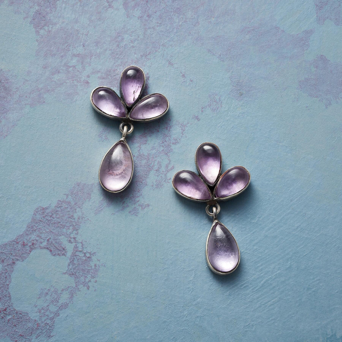 Elegant Silver Pendant for Every Occasion
