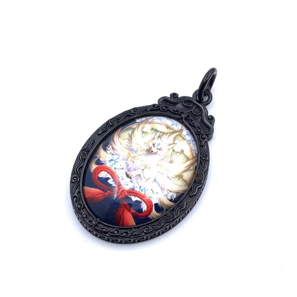 Classic Pendant with Timeless Appeal