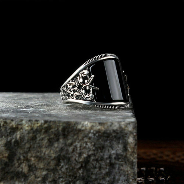 Classic Ring with Timeless Appeal