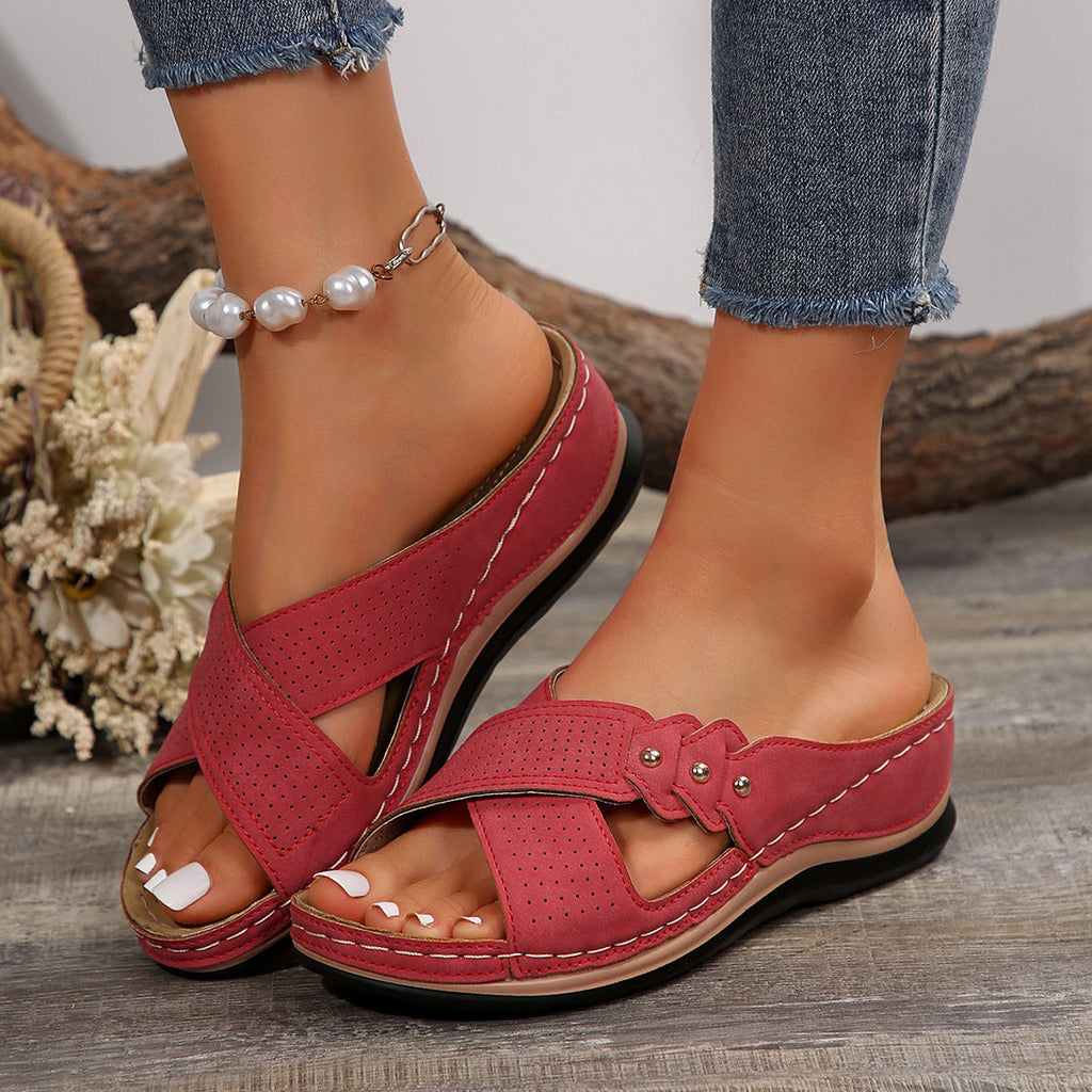 Graceful Orthopedic Sandals for Modern Look