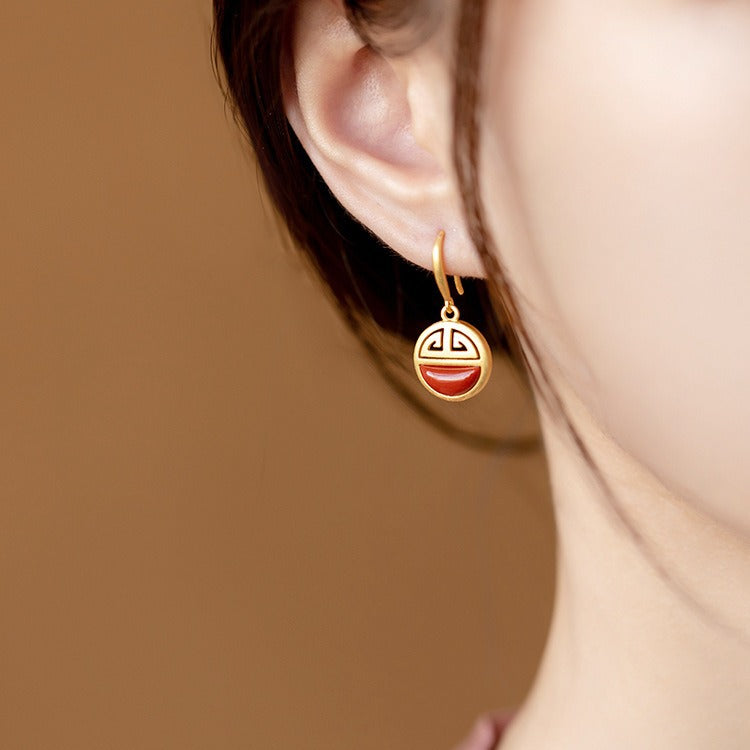 Beautiful Gold Earring with Unique Style