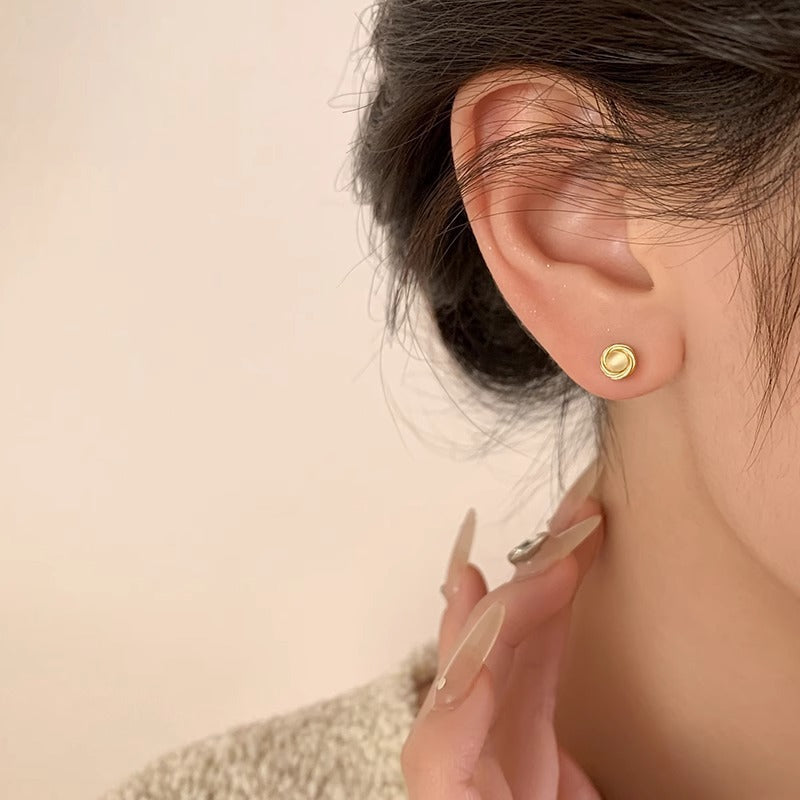 Elegant Earring for Every Occasion