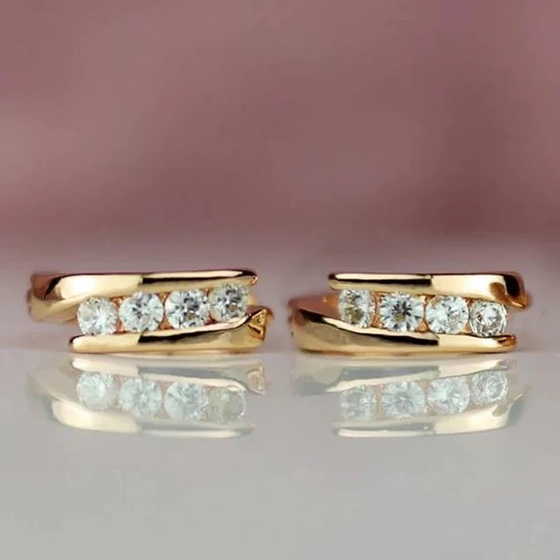 Charming Earring for Any Occasion
