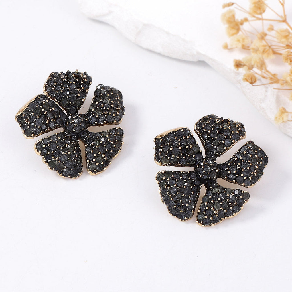Elegant Piece for Every Occasion