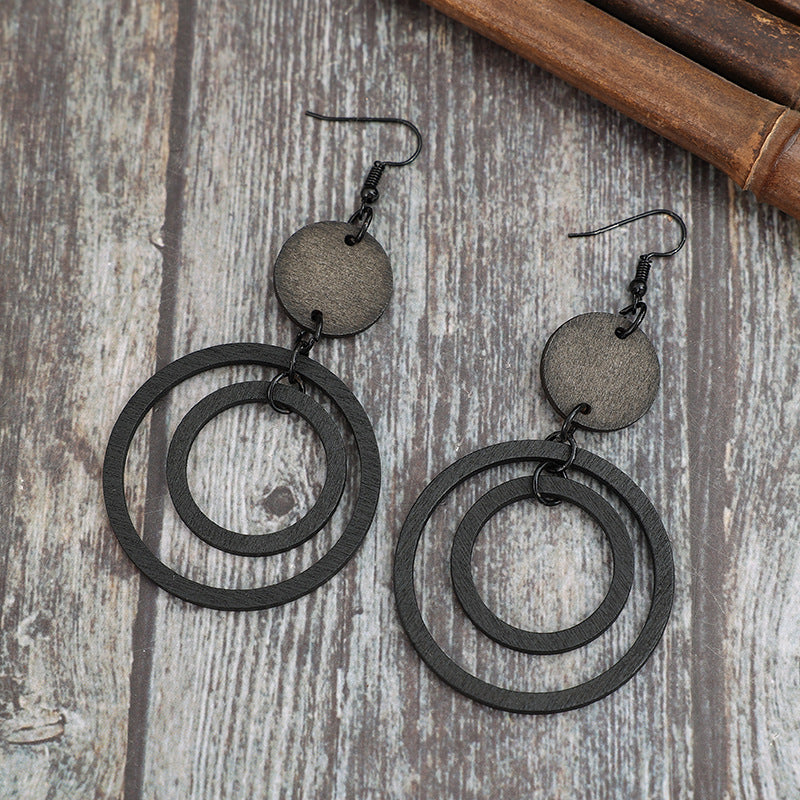 Charming Earring for Any Occasion