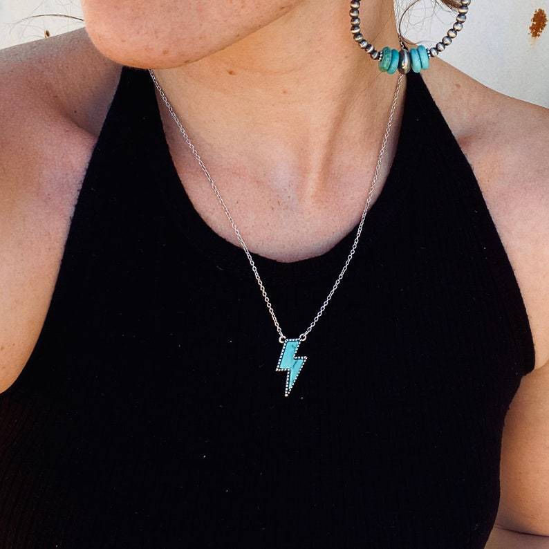 Charming Pendant for Any Occasion