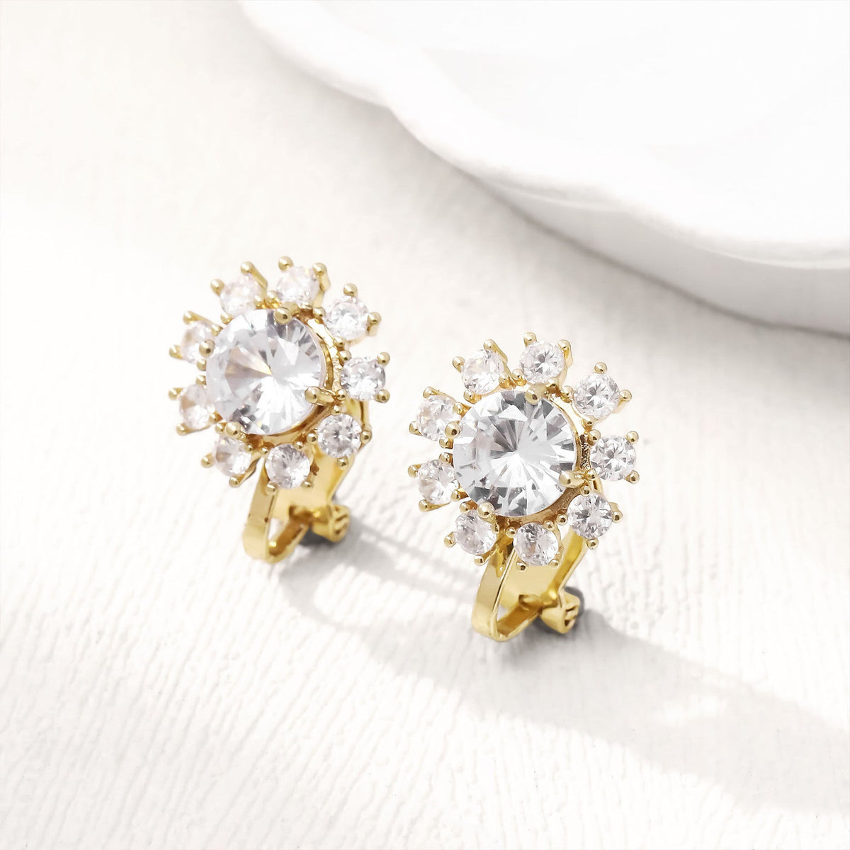 Classic Earring with Timeless Appeal