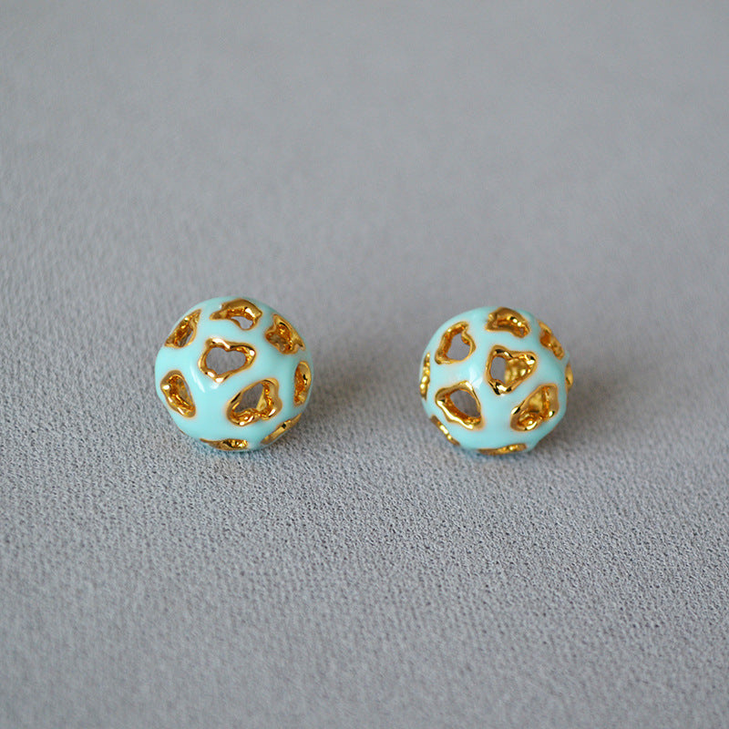 Classic Earring with Timeless Appeal