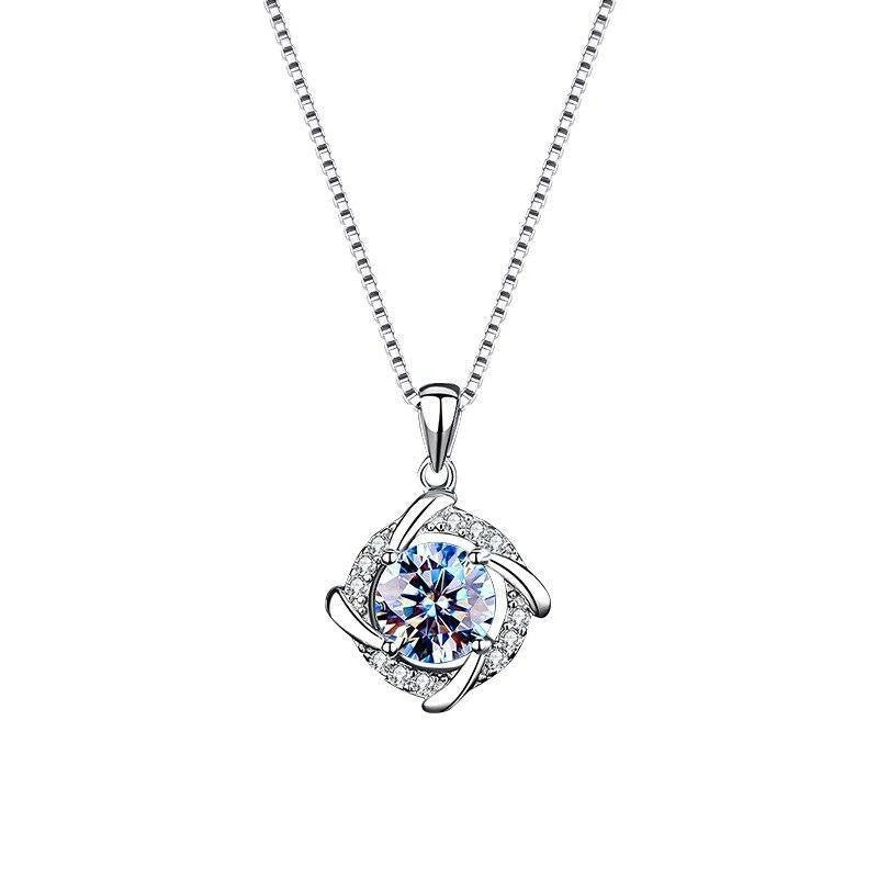 Stunning Necklace for Daily Wear