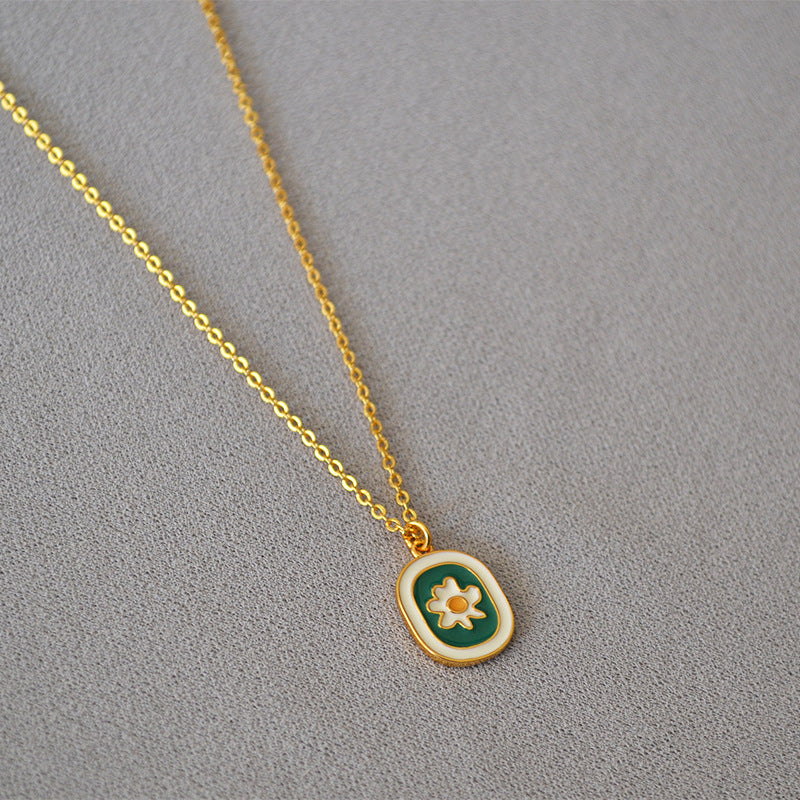 Stunning Necklace for Daily Wear