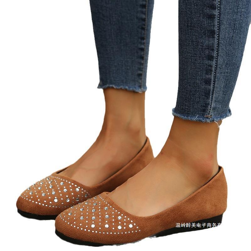 Graceful Orthopedic Shoes for Modern Look
