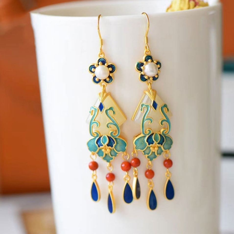 Delicate Artisan Gold Earring