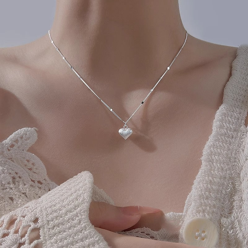 Stunning Necklace for Daily Wear