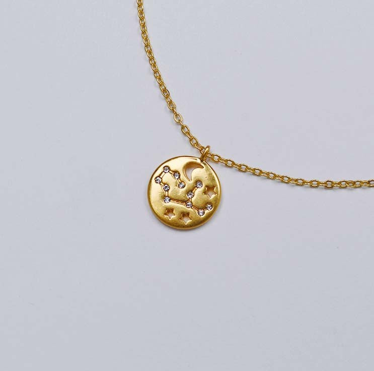 Stunning Gold Necklace for Daily Wear