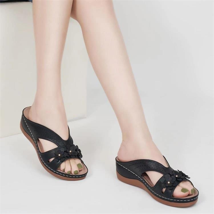 Graceful Orthopedic Sandals for Modern Look