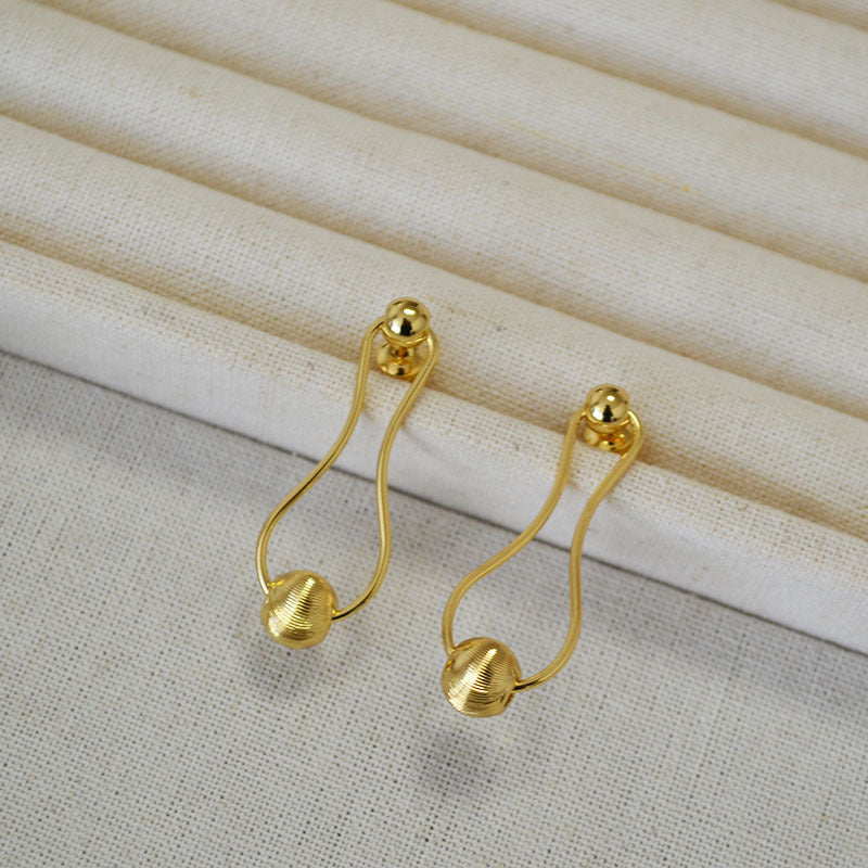 Delicate Artisan Gold Earring