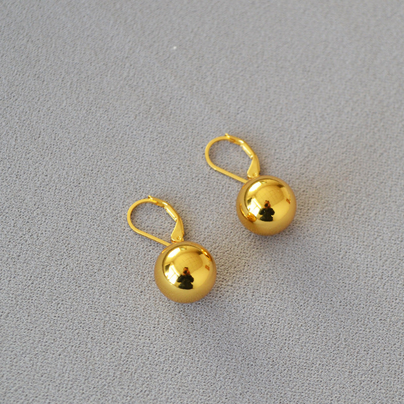 Delicate Artisan Gold Earring