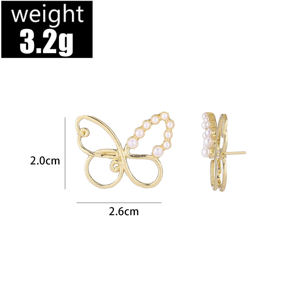 Romantic Gold Earring for Special Moments