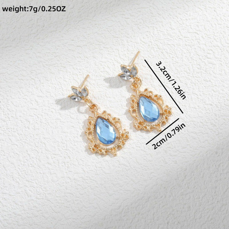 Classic Earring with Timeless Appeal