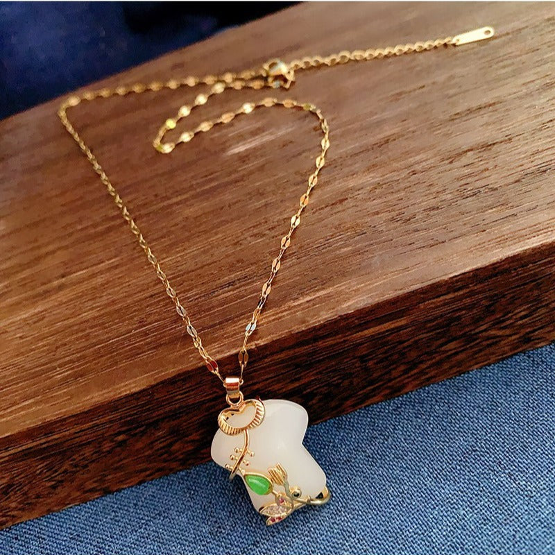 Classic Necklace with Timeless Appeal