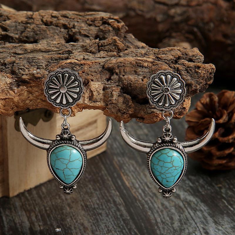 Classic Earring with Timeless Appeal