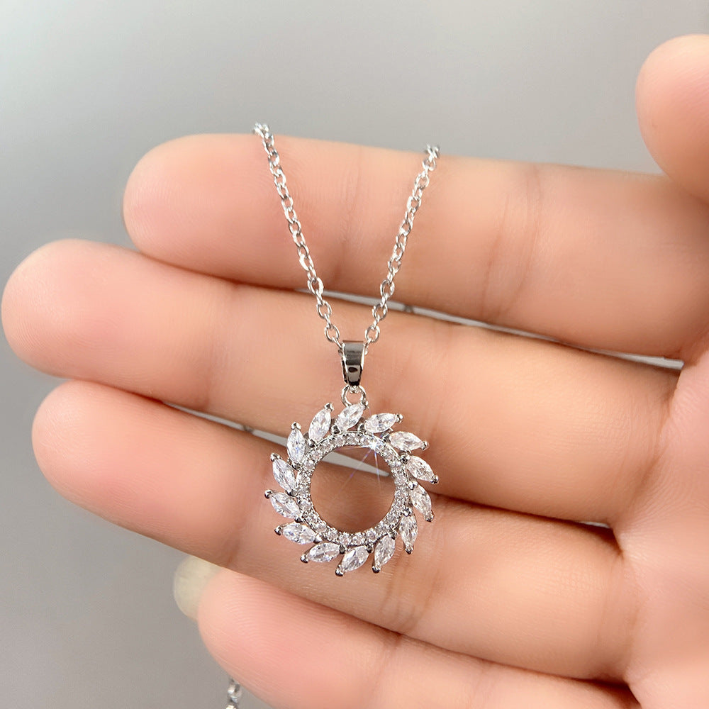 Romantic Necklace for Special Moments