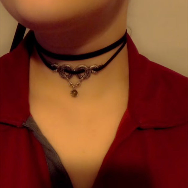 Romantic Necklace for Special Moments