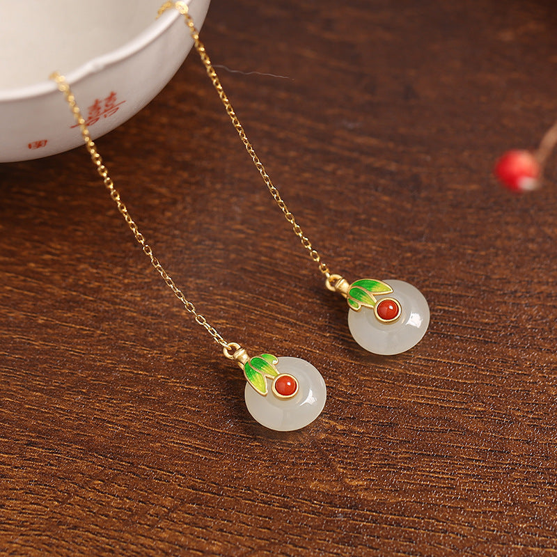 Classic Gold Earring with Timeless Appeal