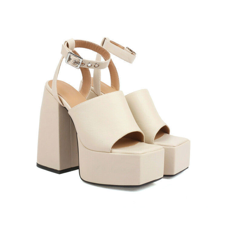 Chic Orthopedic Sandals with Unique Design