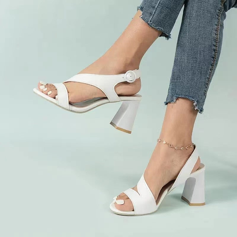 Graceful Orthopedic Sandals for Modern Look