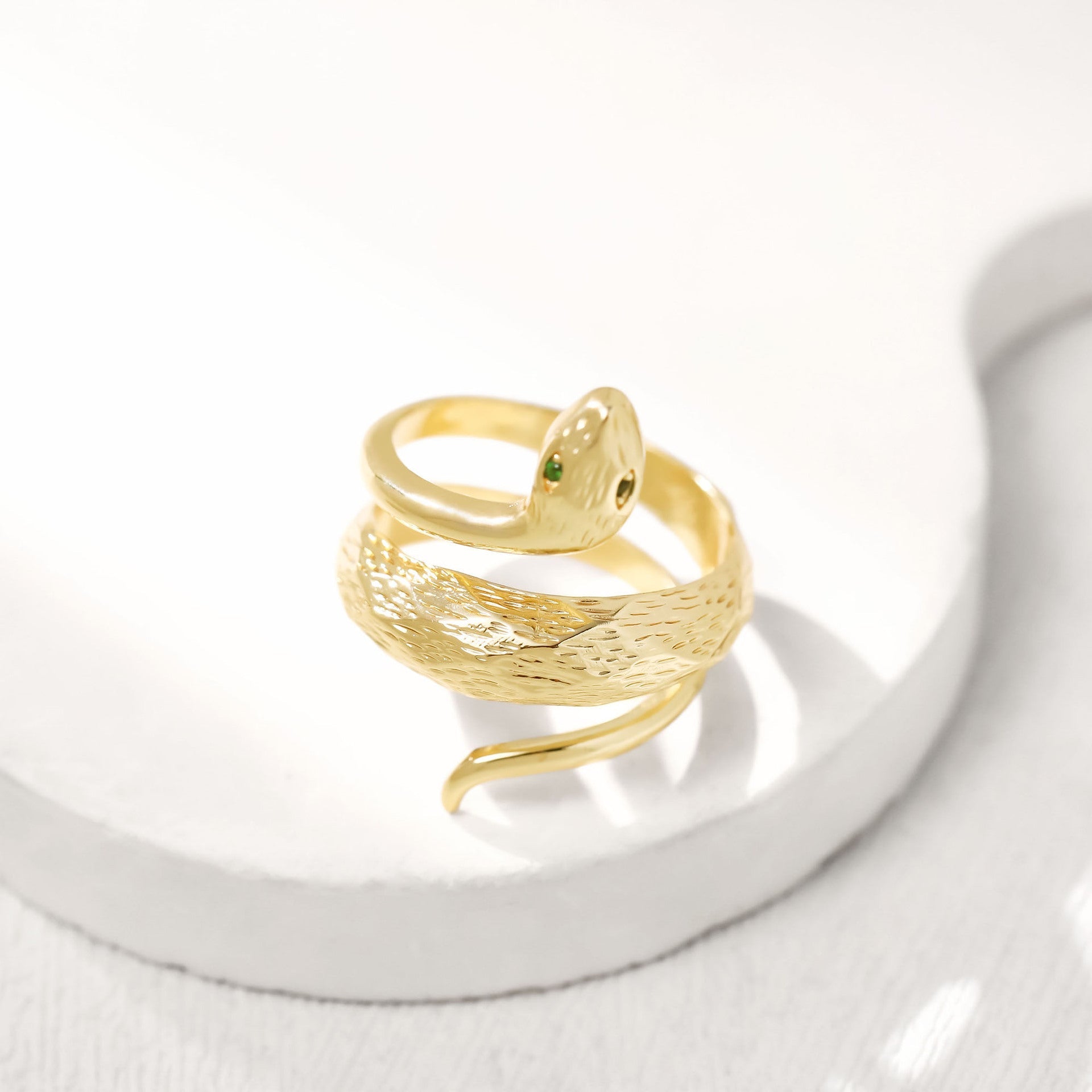 Stunning Gold Ring for Daily Wear