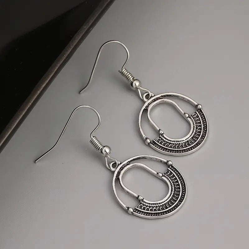 Classic Earring with Timeless Appeal