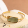 Romantic Gold Bracelet for Special Moments