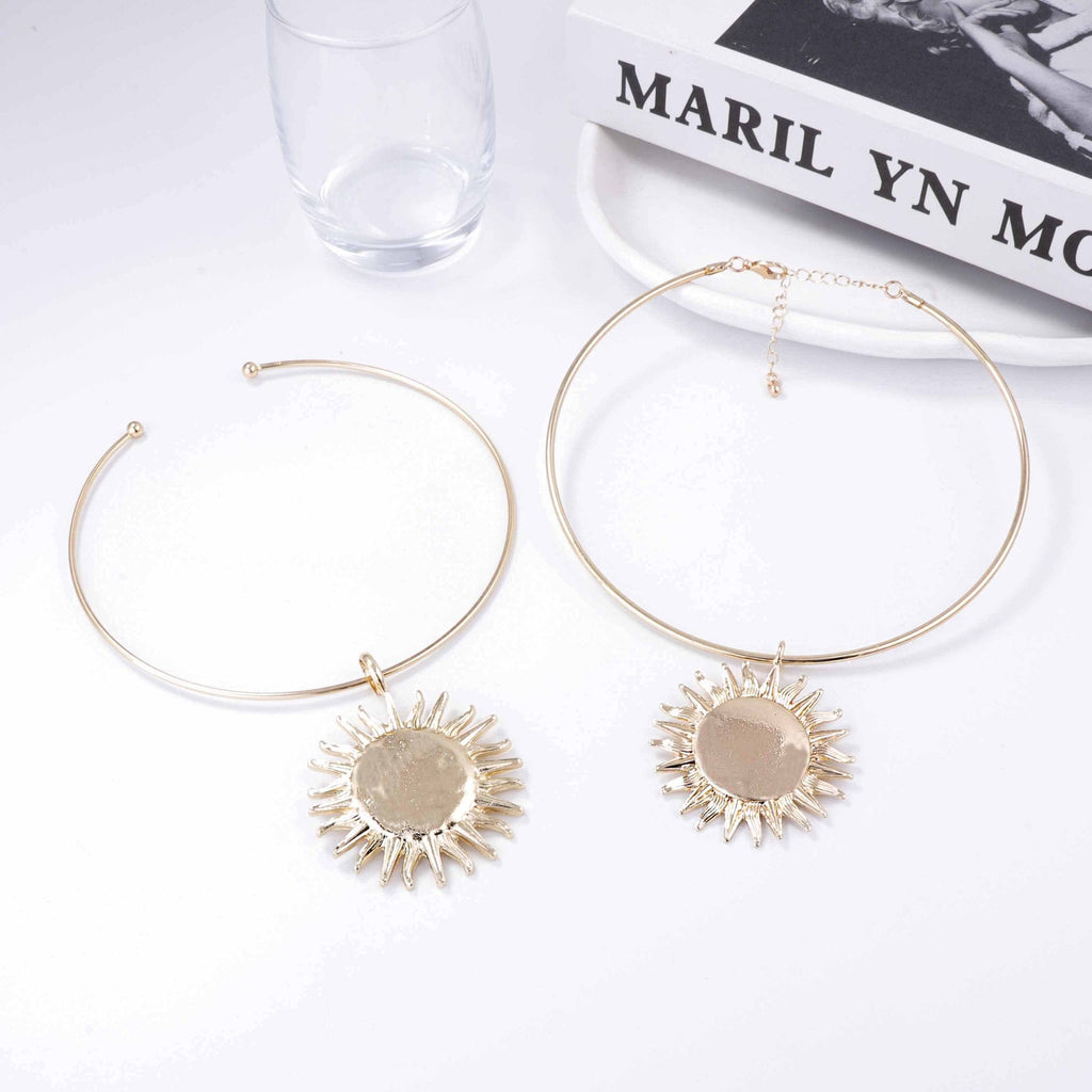 Stunning Necklace for Daily Wear