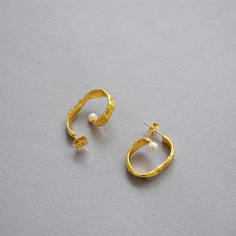 Vintage Handmade Gold Earring