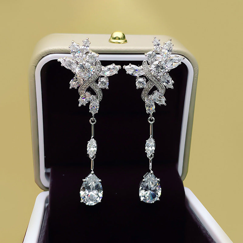 Romantic Earring for Special Moments