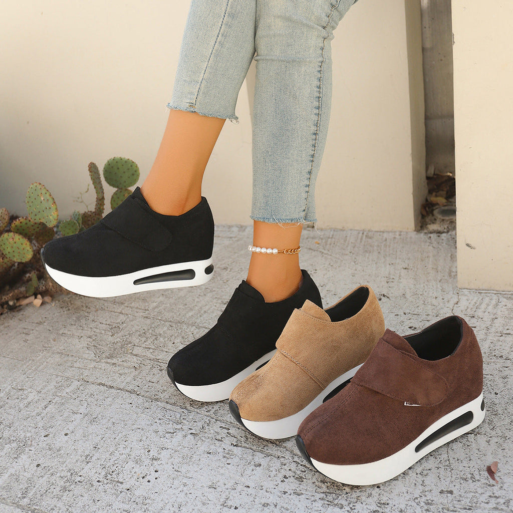 Graceful Orthopedic Shoes for Modern Look