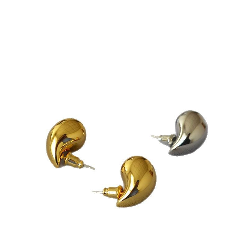 Elegant Gold Earring for Every Occasion