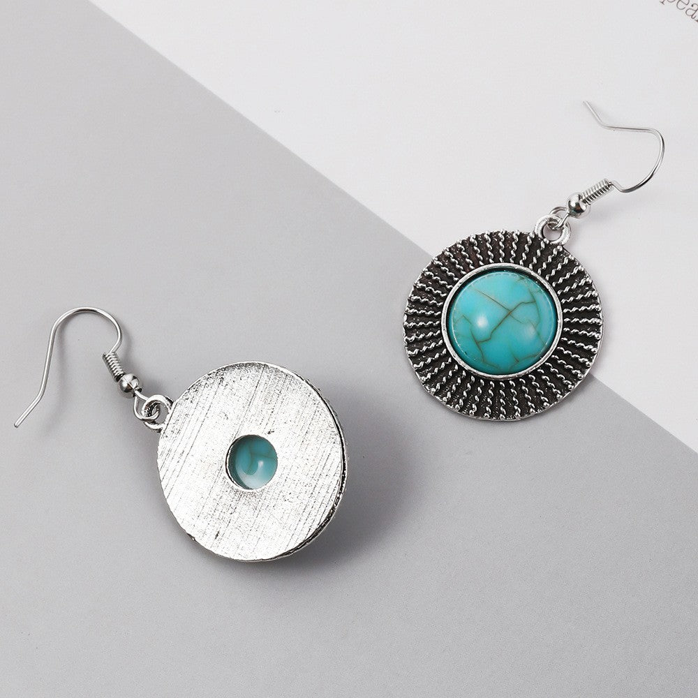 Classic Earring with Timeless Appeal