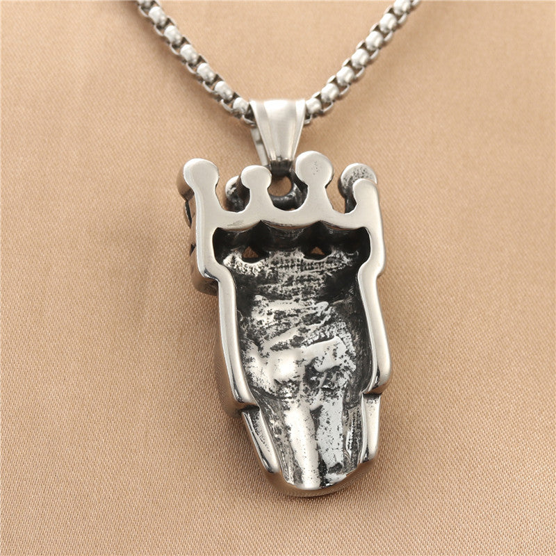 Charming Pendant for Any Occasion