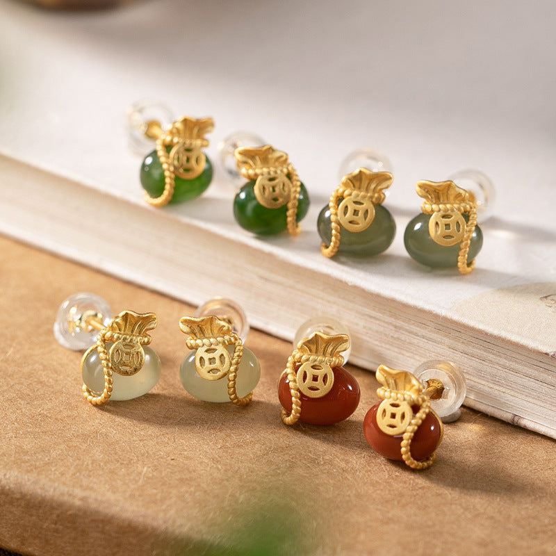 Romantic Gold Earring for Special Moments