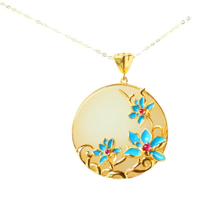 Classic Silver Necklace with Timeless Appeal