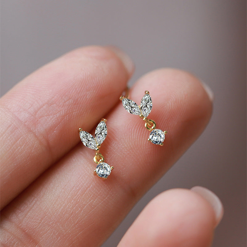 Romantic Earring for Special Moments