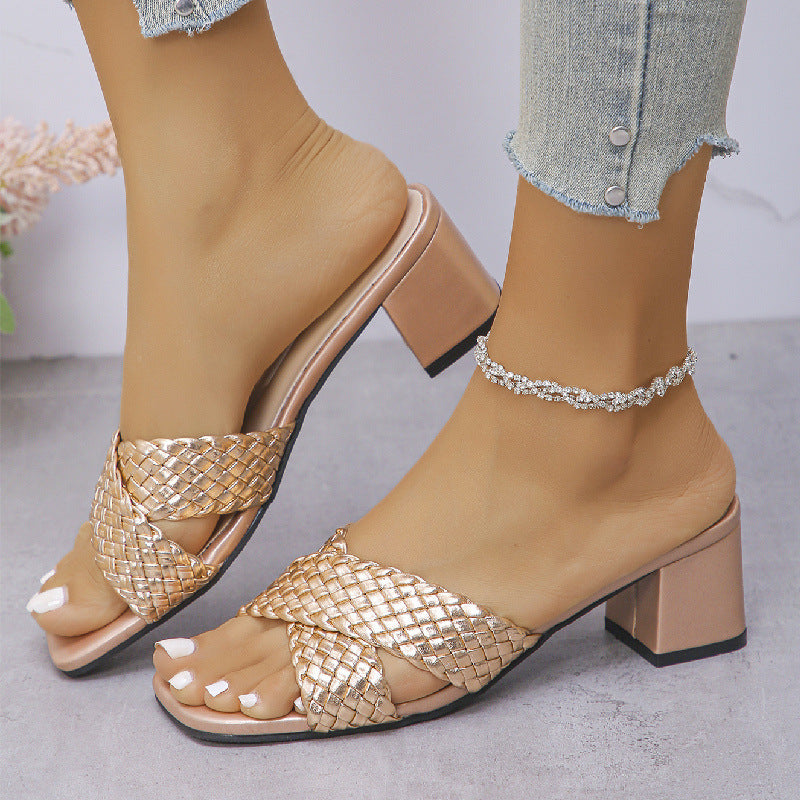 Chic Orthopedic Sandals with Unique Design