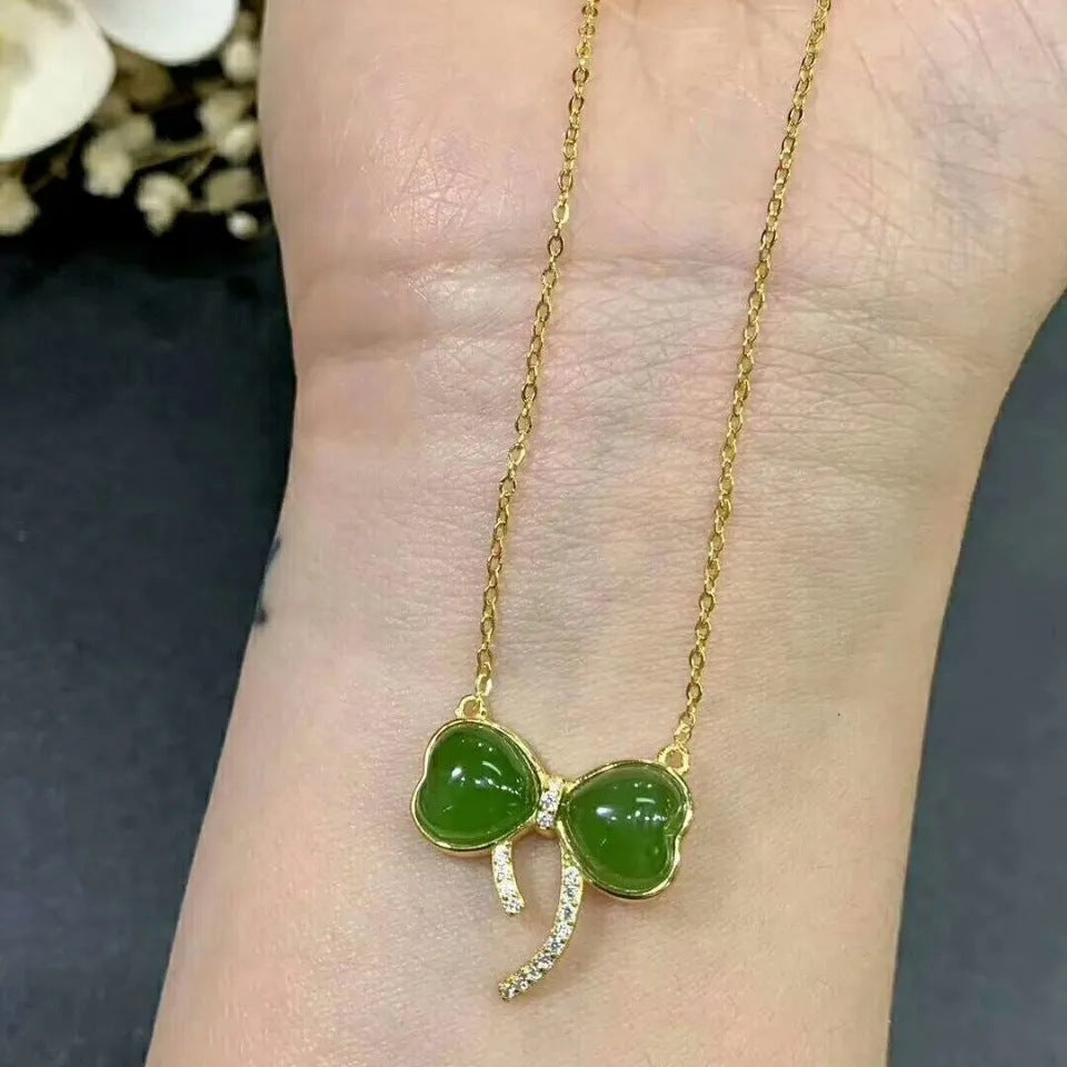 Beautiful Gold Pendant with Unique Style