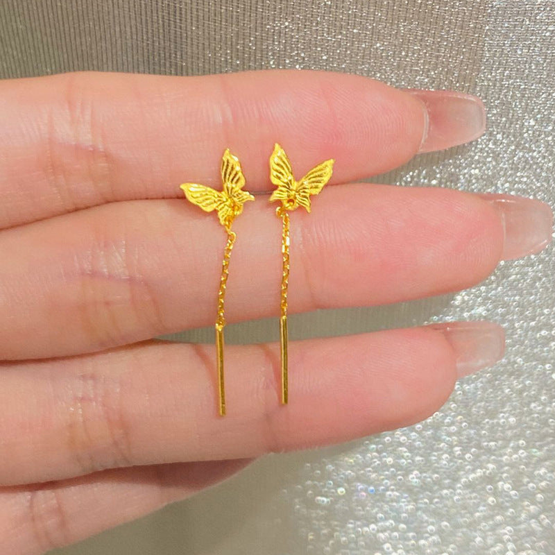 Charming Earring for Any Occasion