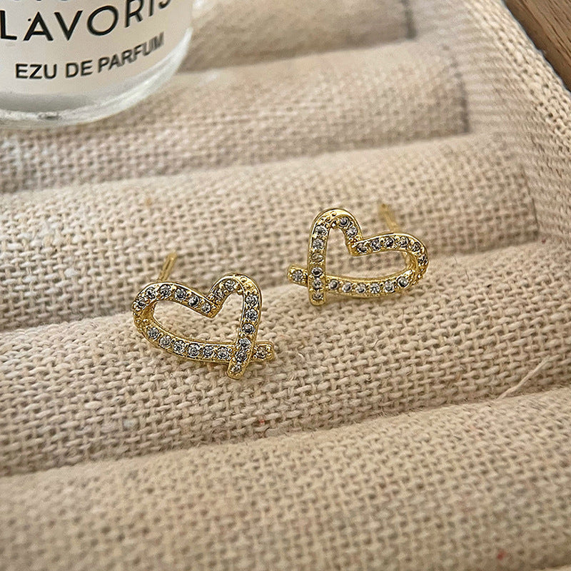 Romantic Earring for Special Moments